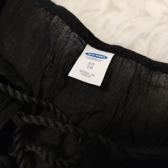 Black beach cover up - Picture 2 of 5